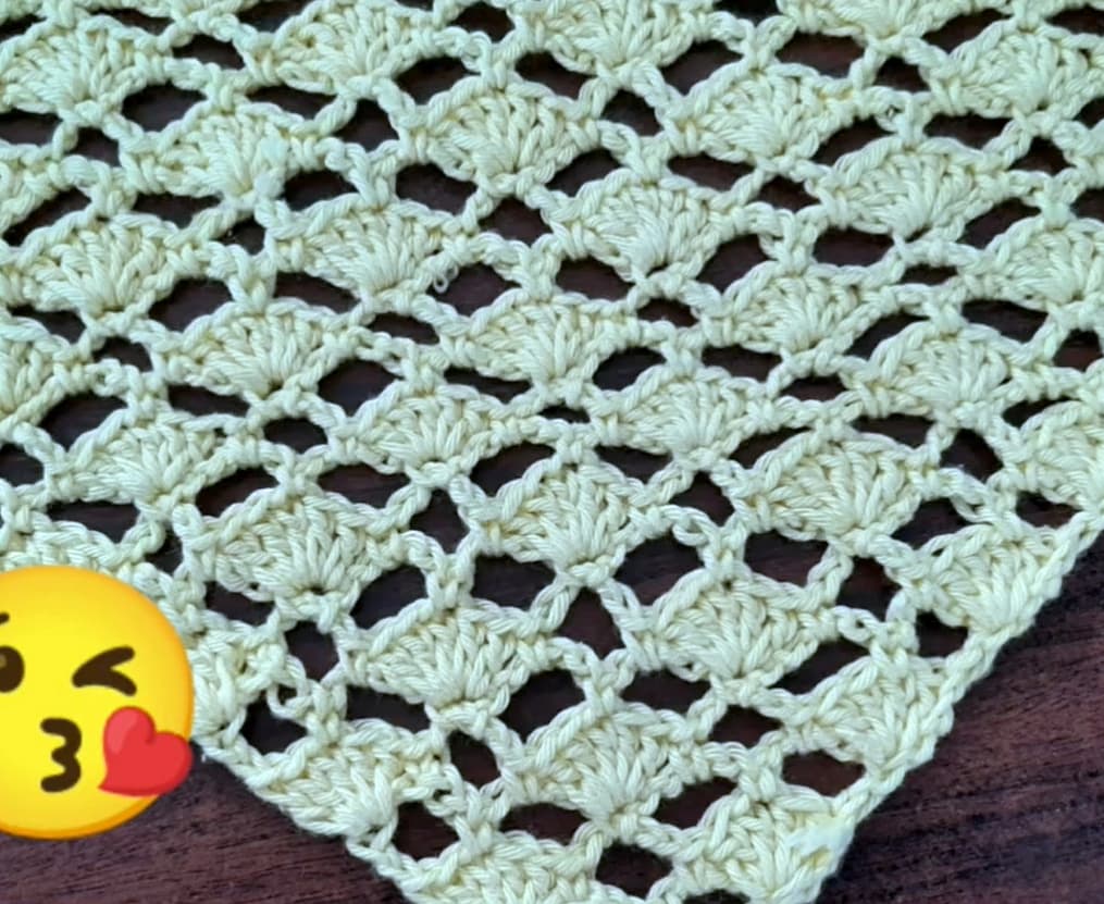 punto fantasia triangular