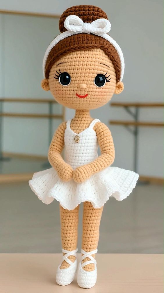 bailarina amigurumi em crochê